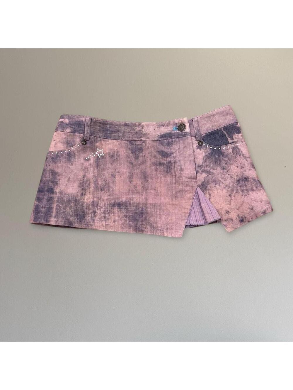 Embellished micro mini skirt.